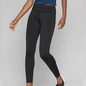 Athleta Sonar Tight in Black Size‎ Medium